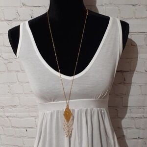 Pink beaded gold necklace